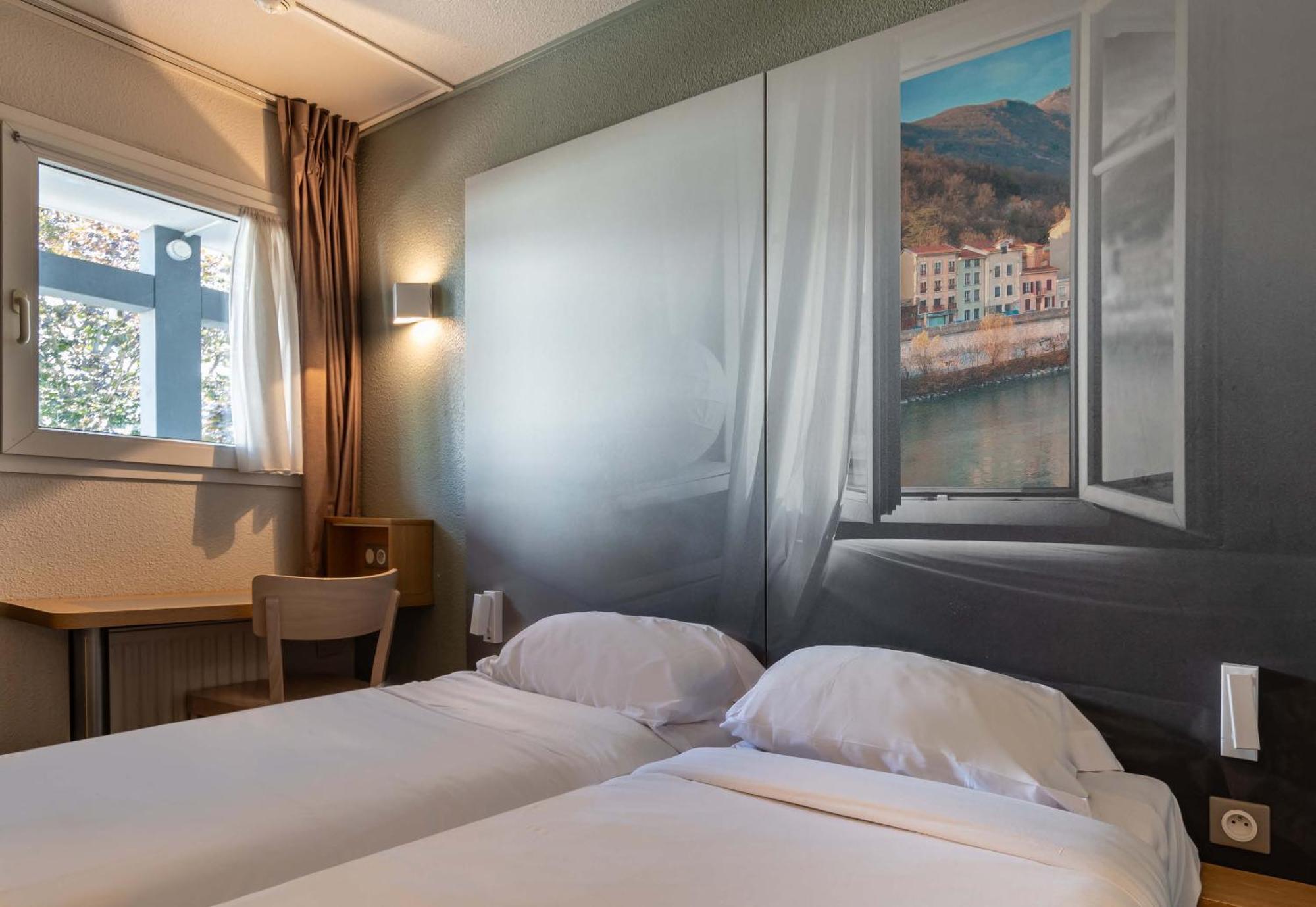 B&B Hotel Grenoble Universite 1 제이르 외부 사진