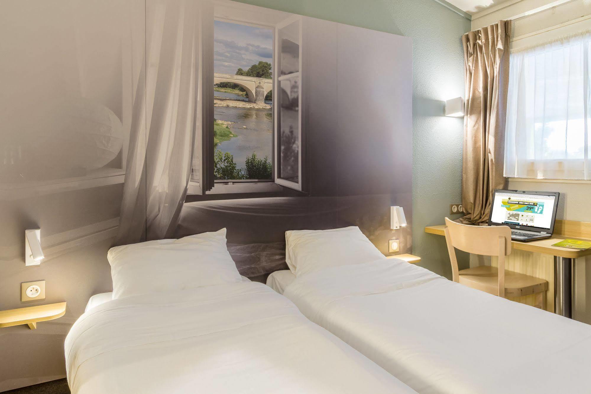 B&B Hotel Grenoble Universite 1 제이르 외부 사진
