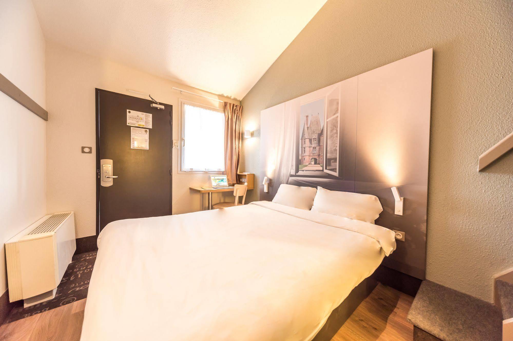 B&B Hotel Grenoble Universite 1 제이르 외부 사진