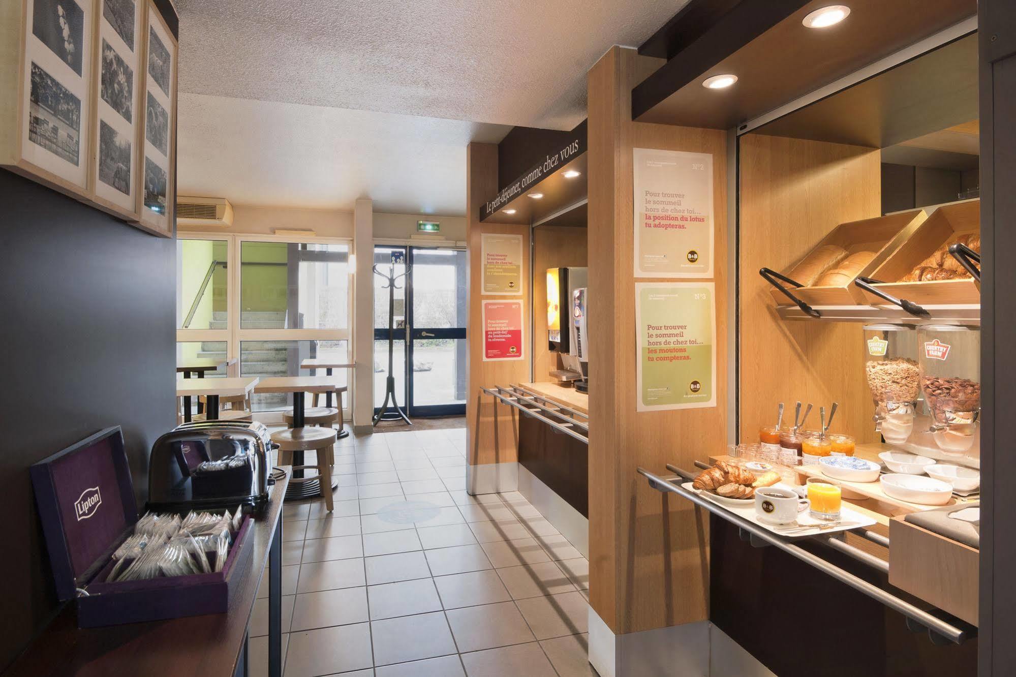 B&B Hotel Grenoble Universite 1 제이르 외부 사진