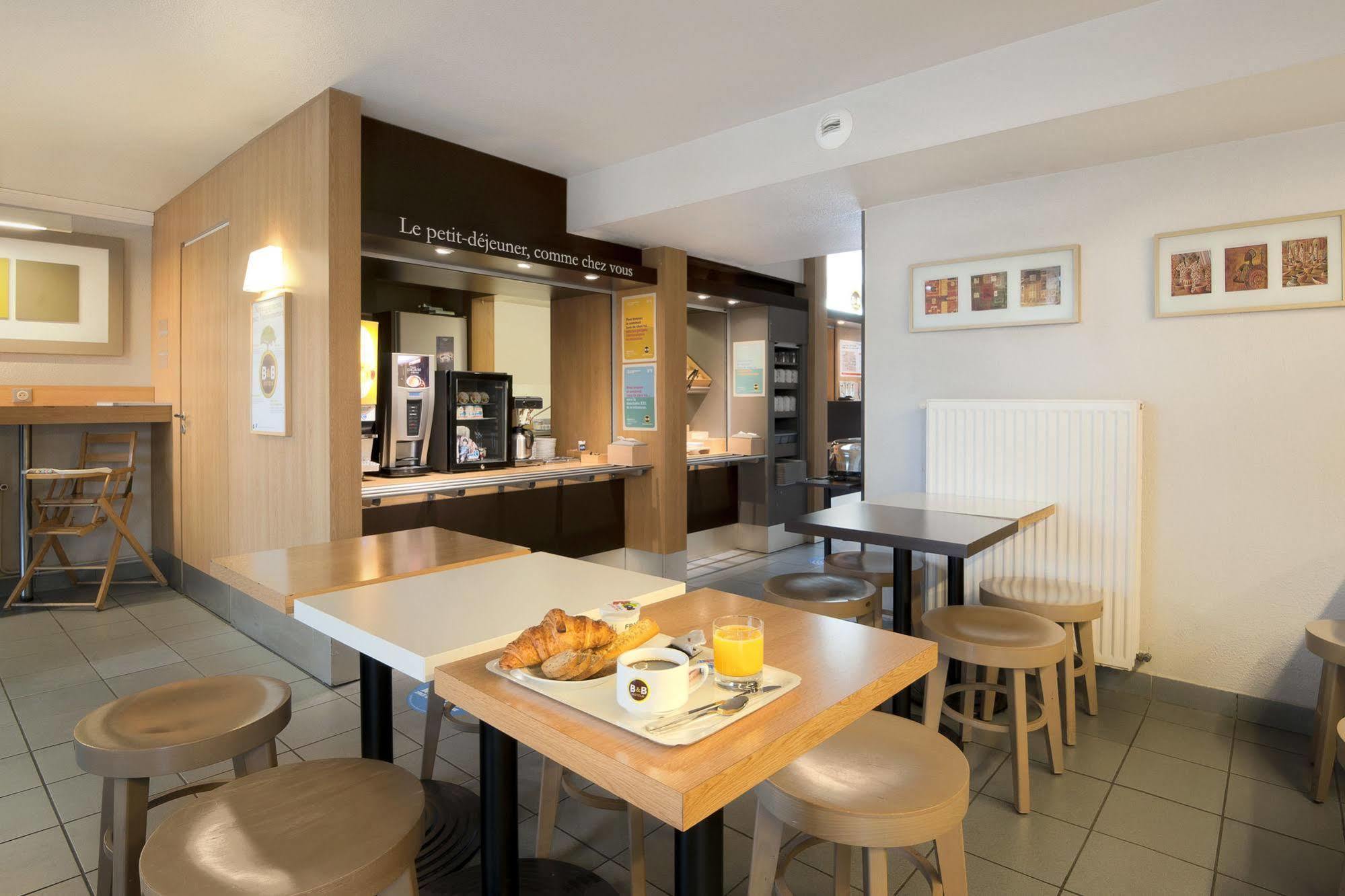 B&B Hotel Grenoble Universite 1 제이르 외부 사진